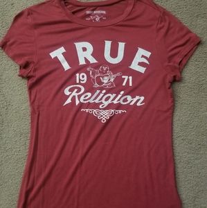 Red True Religion shirt